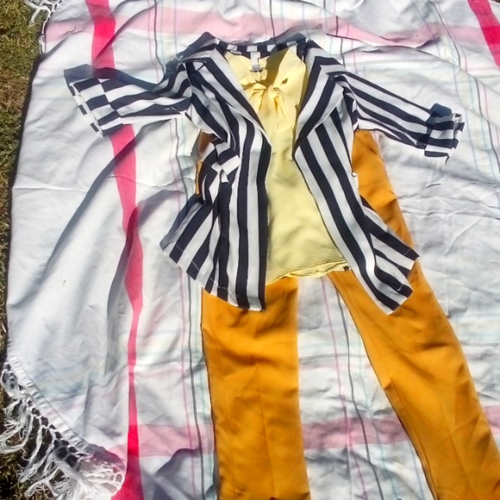 A suit for girls